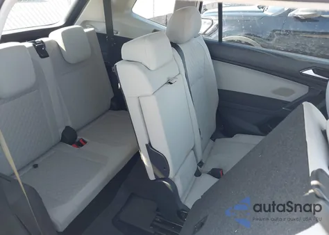 2018 Volkswagen Tiguan 2.0T S из США, поврежденный, VIN 3VV1B7AX9JM025806